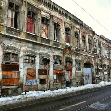 Hanul Solacolu, care a fost prima fabrică de paste făinoase din București, intră în conservare, după care va fi consolidat